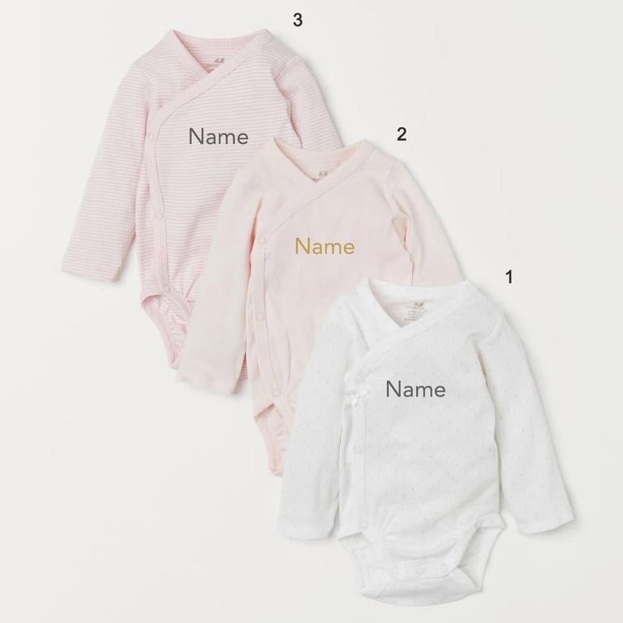Custom Name on H&amp;M 3-pack long-sleeved bodysuits (0-9mths) - Light Pink/Spotted (1-2M, 1. Simple, Gold, Gold, Gold)