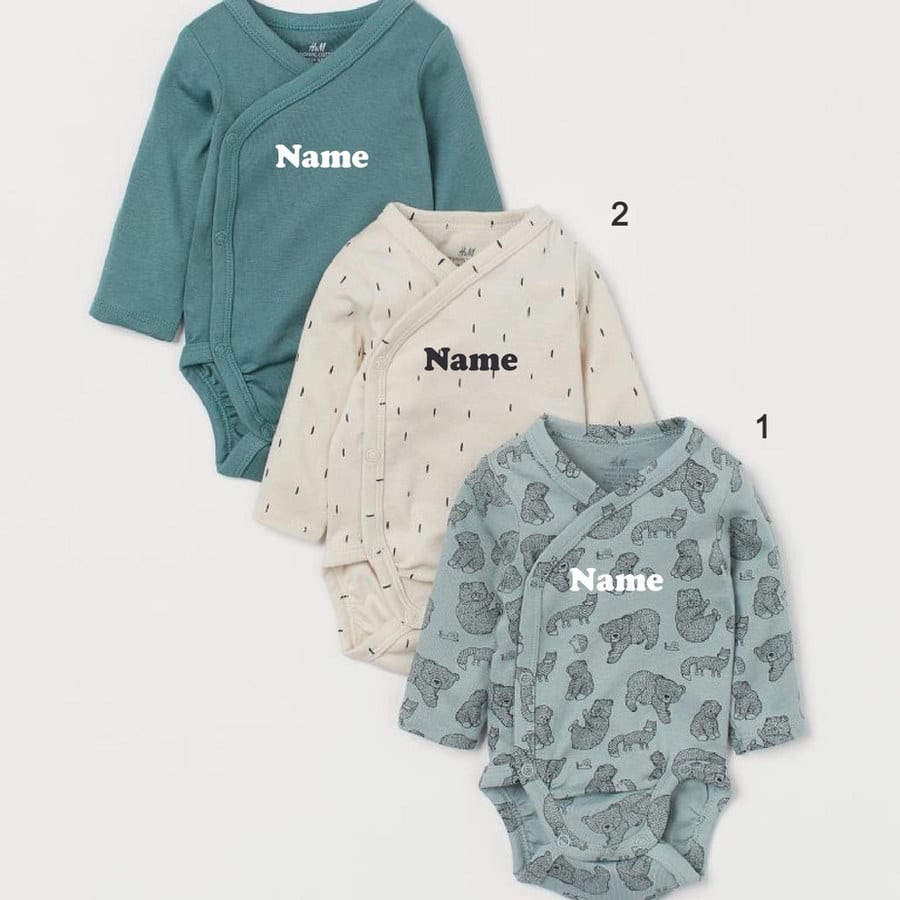 Custom Name on H&amp;M 3-pack long-sleeved bodysuits (0-9mths) - Mint Green/Bears (1-2M, 1. Simple, Gold, Gold, Gold)